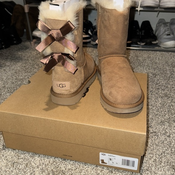 Ugg bailey bow II - Picture 2 of 4